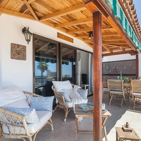 Apartman Caramello - Ac, Cliffs & Ocean View, Fibre Net, Garage, Tv Channels *