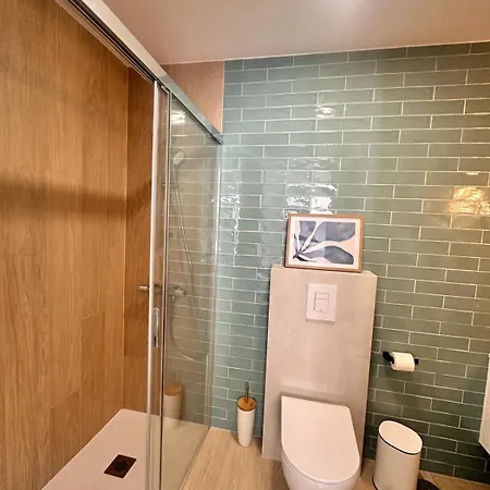 Apartman Caramello - Ac, Cliffs & Ocean View, Fibre Net, Garage, Tv Channels