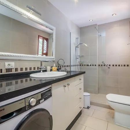 Caramello - Ac, Cliffs & Ocean View, Fibre Net, Garage, Tv Channels Apartament *